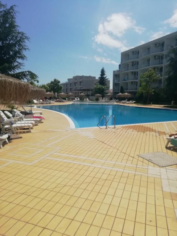 Atlantis Resort D111 Апартамент Burgas Bagian luar foto